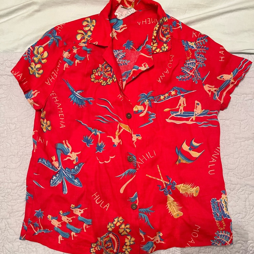 Vintage 60’s 70’s Hawaiian print notch collar button front shirt